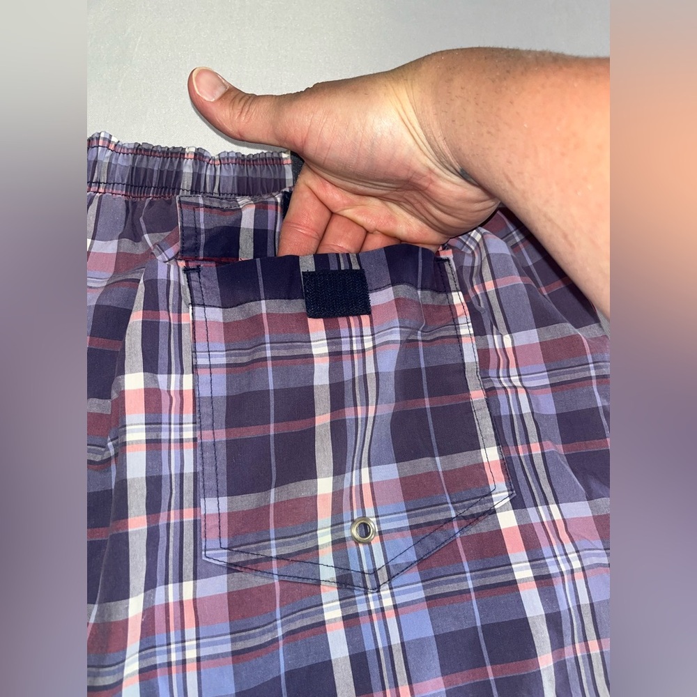 Tommy Hilfiger • Vintage Plaid Swim Trunks - Picture 5 of 10
